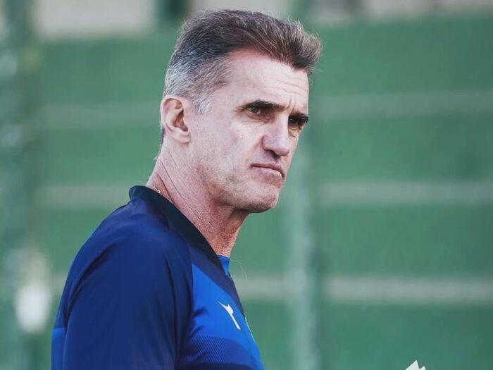 Vagner Mancini assume comando do Bragantino