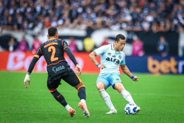 Grêmio terá Marlon diante do Cruzeiro