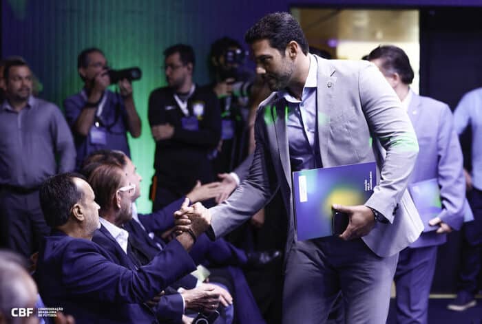 CBF faz mudanças no calendário para ajudar Palmeiras, Flamengo e Atlético Mineiro