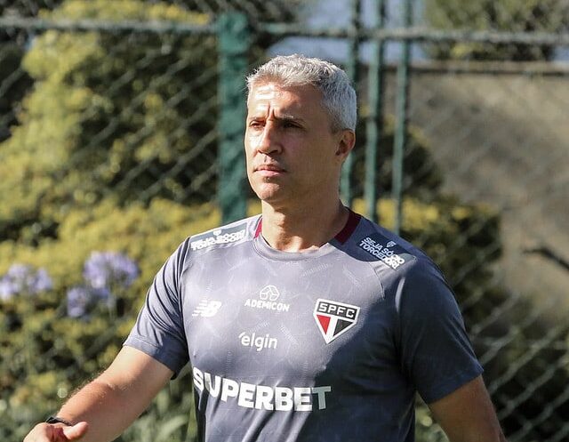 Hernán Crespo espera retornos de Luciano, Ferreirinha e Arboleda para quarta-feira - São Paulo
