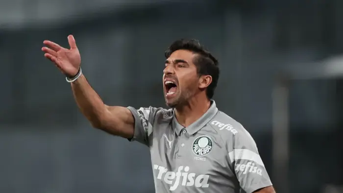 Abel Ferreira condena convocação de jogadores do Palmeiras para Data FIFA de novembro