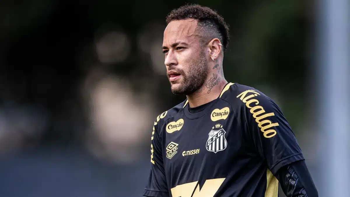 Neymar faz trabalho de transição física no Santos - Santos