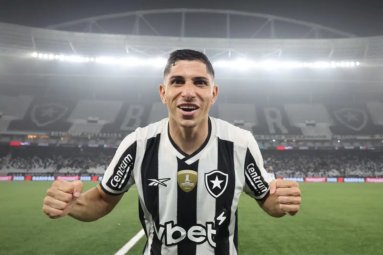 Seleção Venezuelana reverte convocação de Jefferson Savarino, do Botafogo - Botafogo