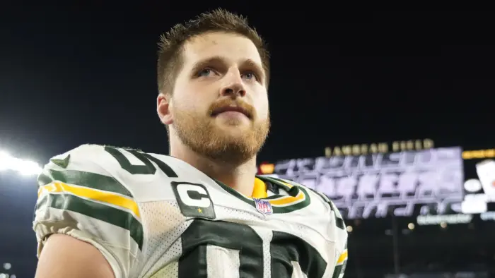 Tucker Kraft está fora da temporada