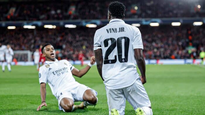 Vinicius Júnior busca manter invencibilidade contra o Liverpool