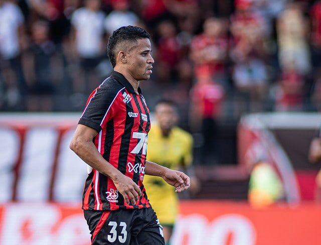 Vitória terá Erick em duelo contra o São Paulo - Vitória