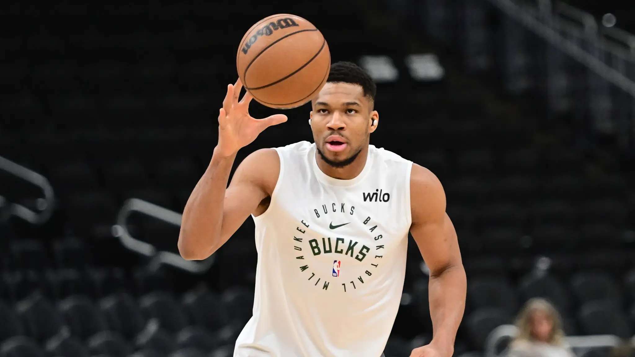Futuro de Giannis Antetokoumpo parece cada vez mais distante de Milwaukee - NBA