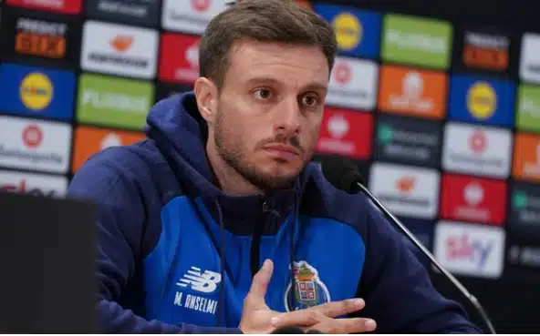 Botafogo negocia com Martín Anselmi - Botafogo