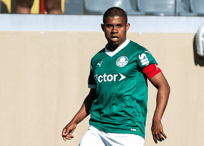 Athletico tem interesse em jovem do Palmeiras