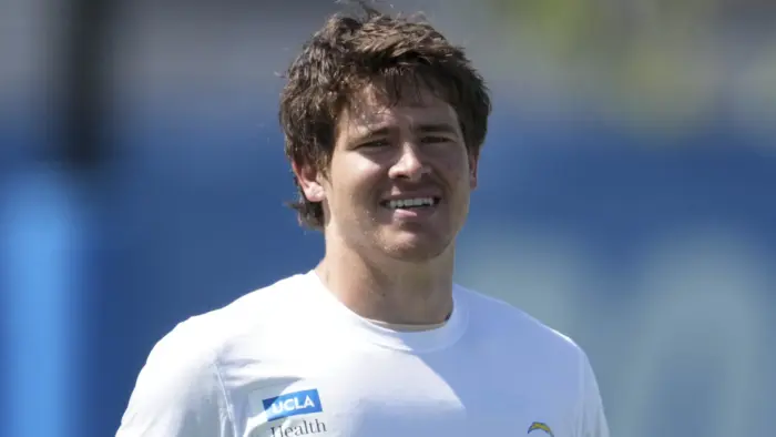 Greg Roman confia em Justin Herbert para Semana 14 - NFL