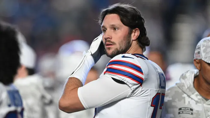 Buffalo Bils terá Josh Allen para Semana 17 mesmo com lesão no pé