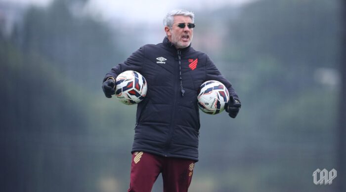 Internacional avalia retorno de Odair Hellmann - Internacional