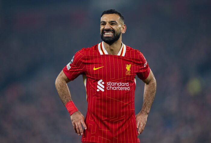 Arne Slot deixa Mohamed Salah de fora da Liga dos Campeões