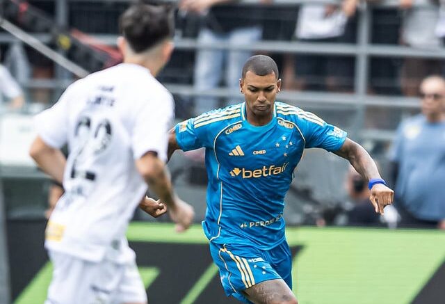 Walace está de saída do Cruzeiro