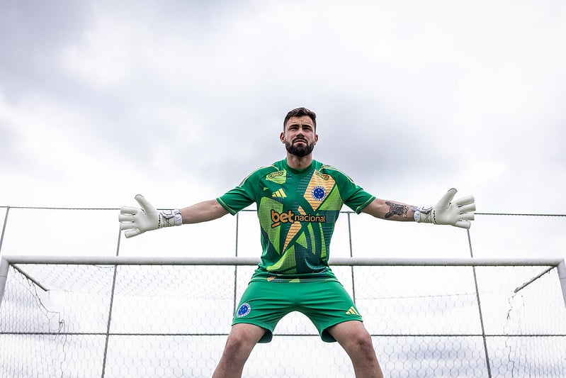 Matheus Cunha sofre lesão na pré-temporada com o Cruzeiro - Cruzeiro