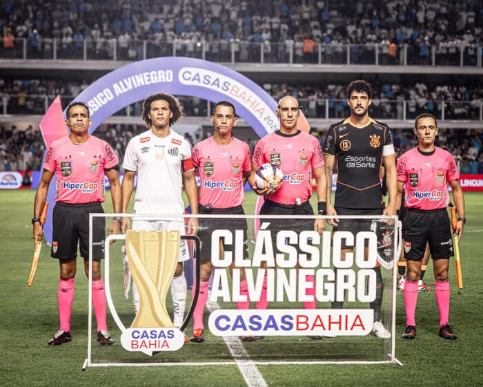 Federação Paulista aplica geladeira em árbitro de Santos x Corinthians