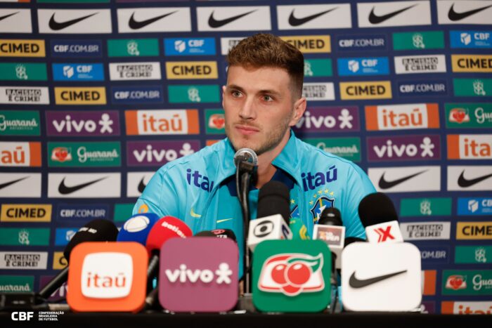 Bento deixa o Al-Nassr e acerta com o Genoa