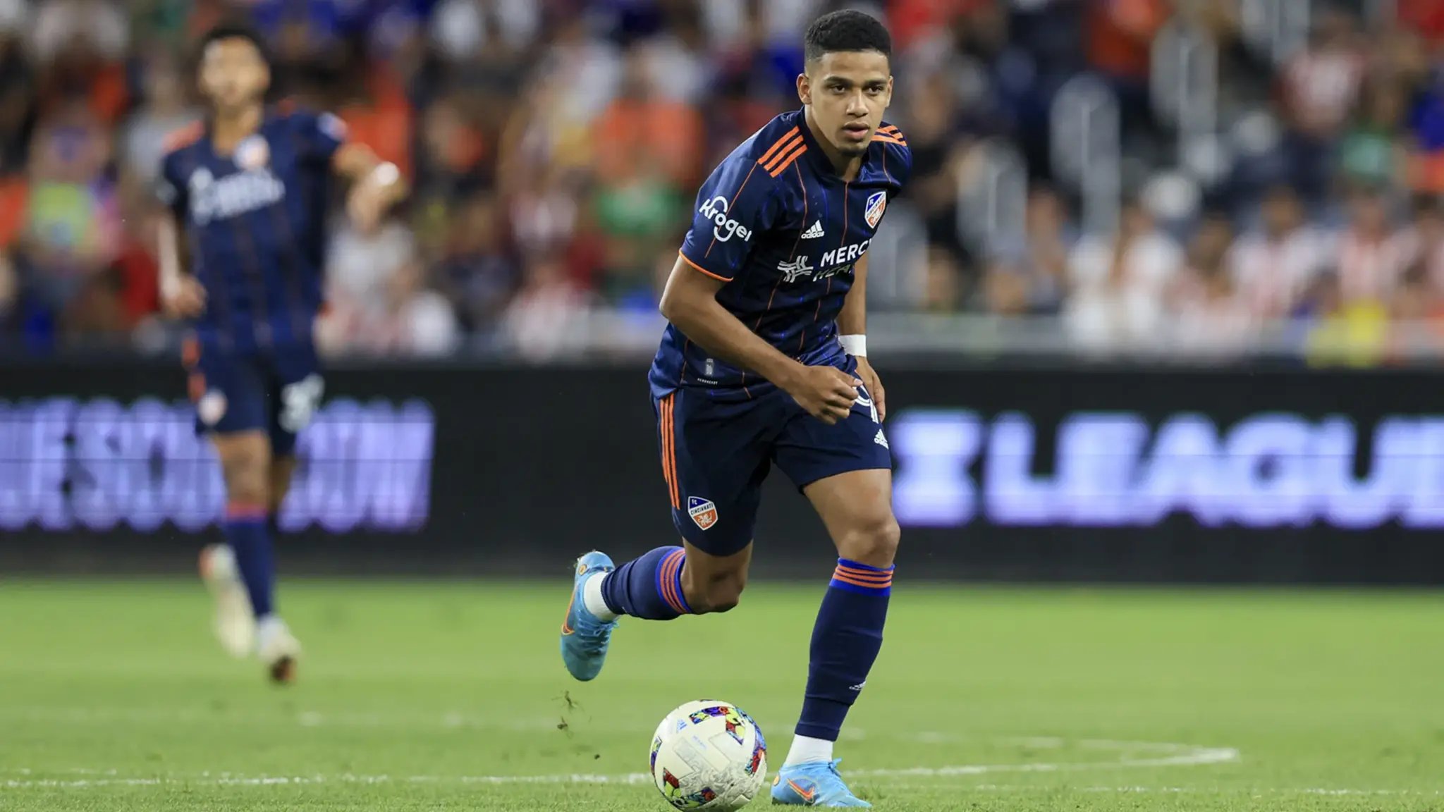 Vasco envia proposta por Brenner - Futebol