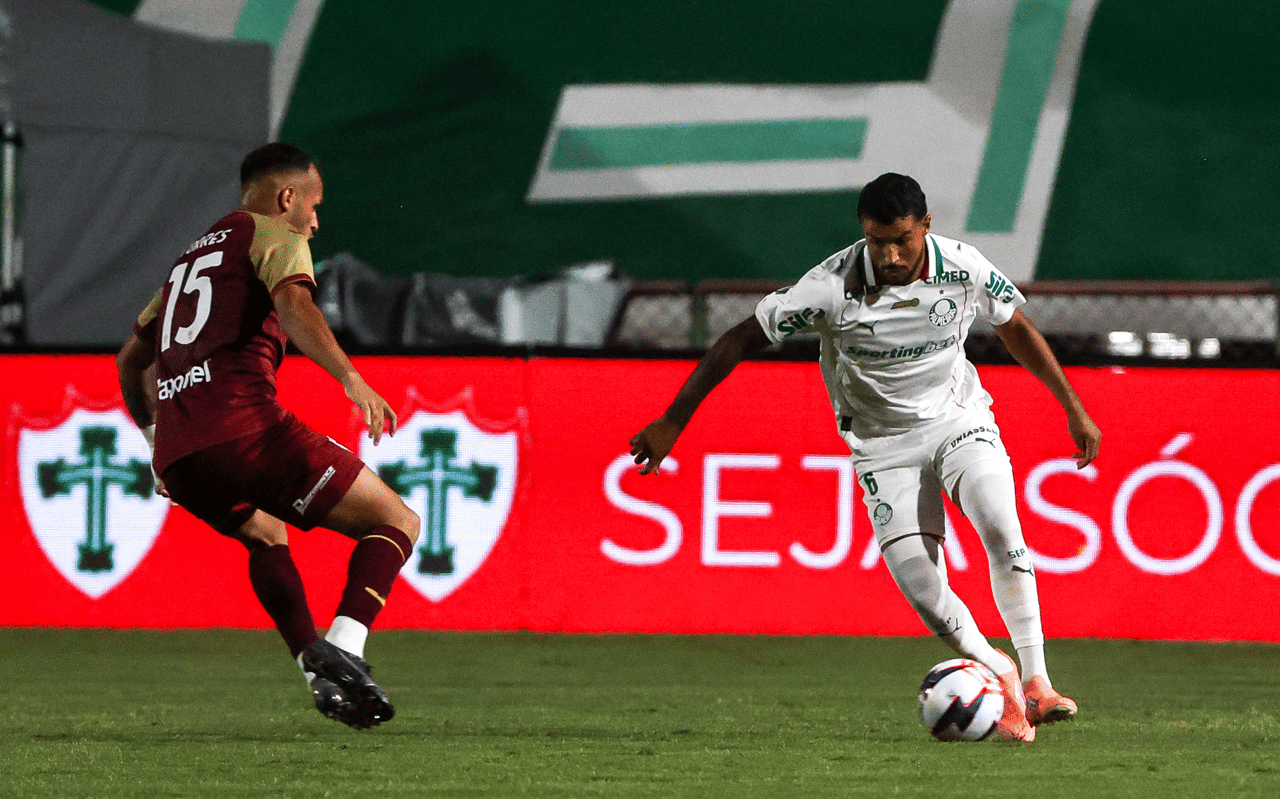 Abel Ferreira confirma lesão de Jefté - Palmeiras